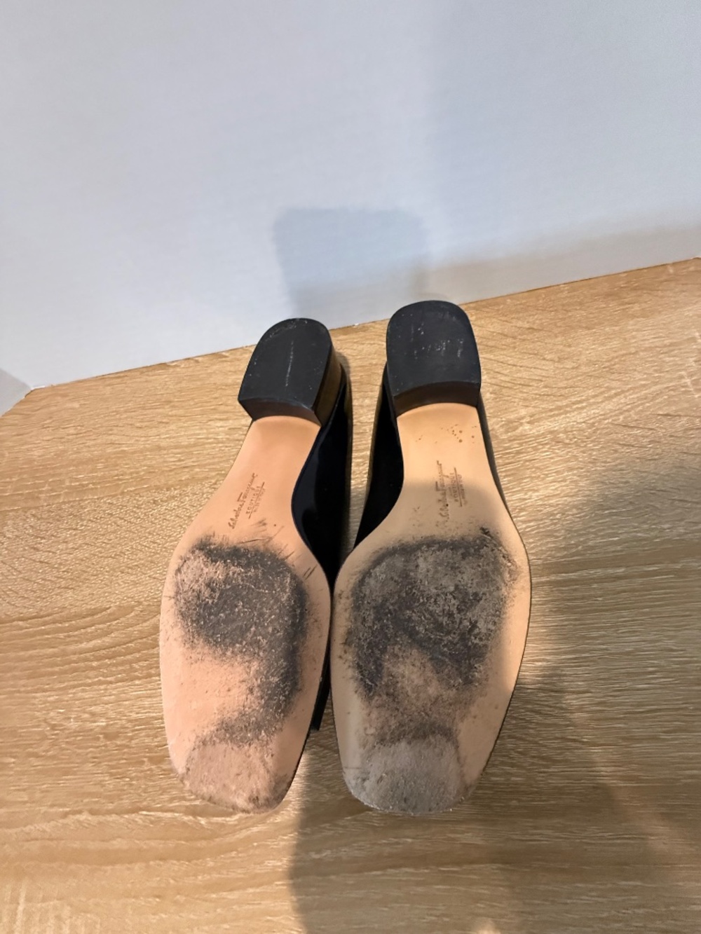 Salvatore Ferragamo Patent Leather Bow Slide Sandals - Picture 10 of 12